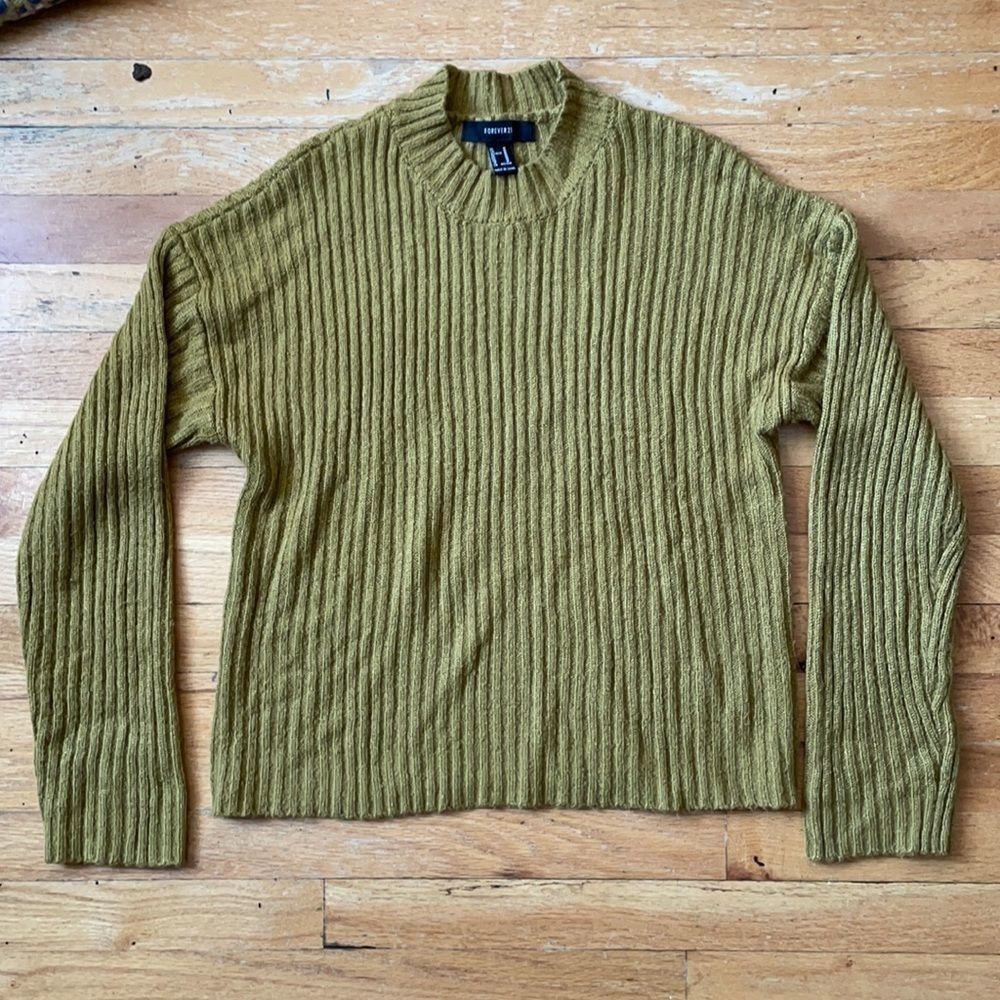 Forever 21 Green Sweater (M)